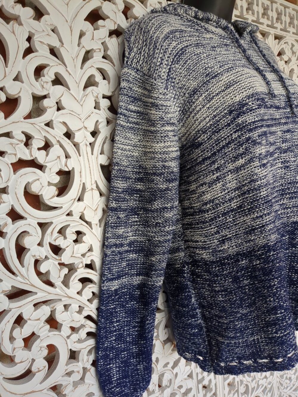 L Long Sleeve Pullover Sweater with Hood - Picture 2 of 12